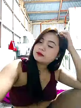 Snapshot of XxxHotCouples4u chatting on November 6, 2025, 1:01 pm XxxHotCouples4u online show from November 6, 2025, 1:01 pm