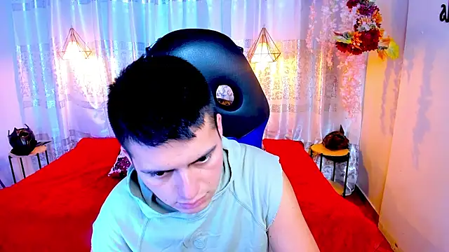 JOHS TYLER online show from October 21, 2025, 11:44 am