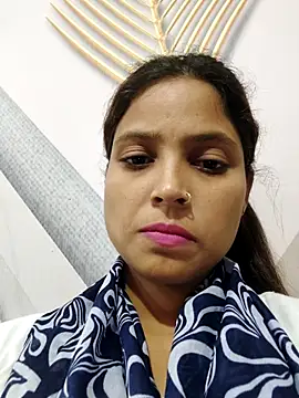 Anshika1431 online show from November 2, 2025, 2:47 am