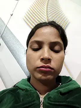 Anshika1431 online show from December 5, 2025, 4:14 pm