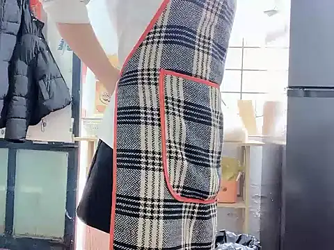 Snapshot of hilovely211 chatting on December 15, 2025, 2:49 am hilovely211 online show from December 15, 2025, 2:49 am