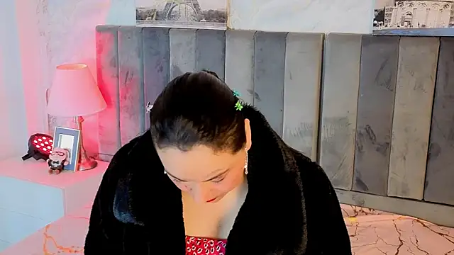 Elizabeth bennett 6 online show from January 7, 2026, 12:07 pm