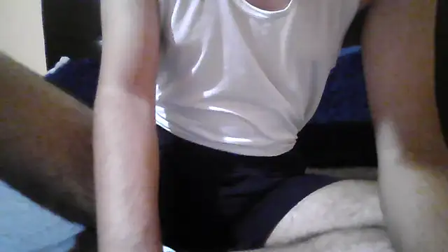 esmermoon online show from November 6, 2025, 11:59 pm