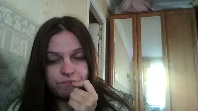 Snapshot of TonicEdema chatting on October 17, 2025, 10:29 am TonicEdema online show from October 17, 2025, 10:29 am