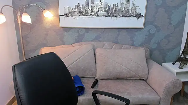 Sara clk online show from February 6, 2026, 8:23 pm