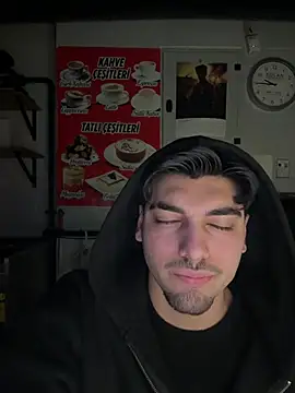 emir343475 online show from February 3, 2026, 6:46 pm