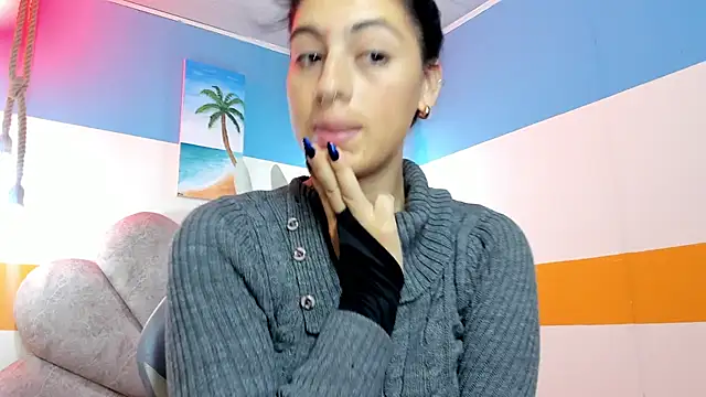 Snapshot of moon_winy chatting on October 30, 2025, 11:44 am moon winy online show from October 30, 2025, 11:44 am