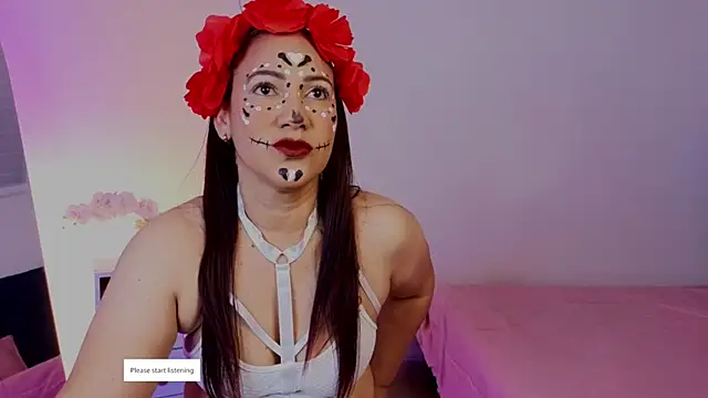 Snapshot of RubieBlaze chatting on October 31, 2025, 8:21 pm RubieBlaze online show from October 31, 2025, 8:21 pm