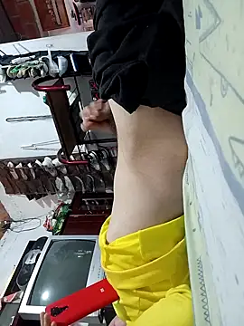 Snapshot of Tred322david chatting on December 5, 2025, 3:20 pm Tred322david online show from December 5, 2025, 3:20 pm