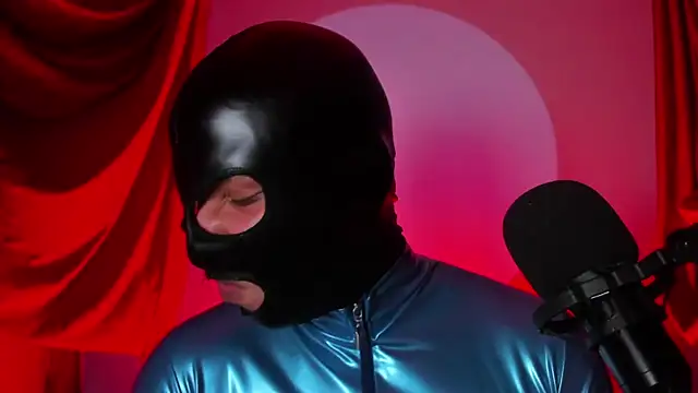 Master Connor BDSM online show from May 15, 2026, 10:50 pm