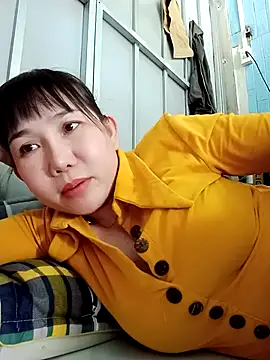 Ana-love2025 online show from October 25, 2025, 3:36 am