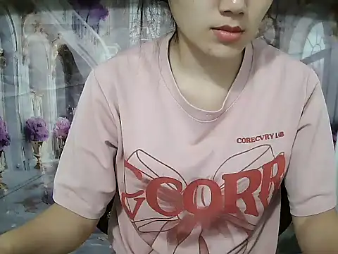 Snapshot of Lyna_207 chatting on November 12, 2025, 1:33 pm Lyna 207 online show from November 12, 2025, 1:33 pm