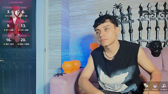 Dani rivass  online show from October 22, 2025, 3:07 am