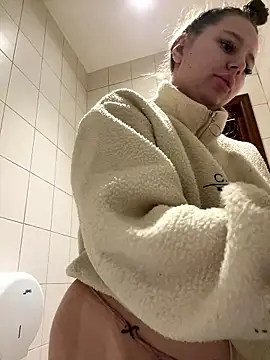 Anna Lov  online show from January 17, 2026, 12:37 am