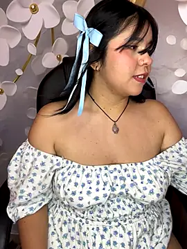  Bella 7 online show from October 28, 2025, 2:37 am