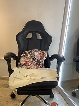 Snapshot of _Bella_7 chatting on February 3, 2026, 6:40 am Bella 7 online show from February 3, 2026, 6:40 am