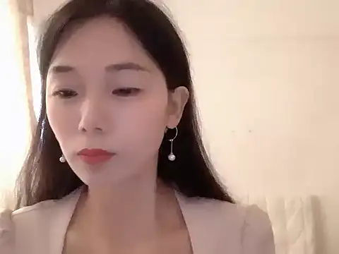 Snapshot of Keke-Baby170 chatting on October 24, 2025, 6:43 am Keke-Baby170 online show from October 24, 2025, 6:43 am