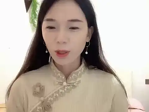 Snapshot of Keke-Baby170 chatting on November 5, 2025, 6:57 am Keke-Baby170 online show from November 5, 2025, 6:57 am