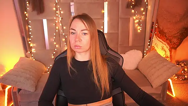 VixenMuse online show from March 26, 2026, 8:36 pm