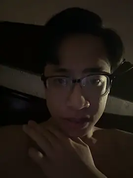 liamhn2k4 online show from February 12, 2026, 6:03 pm