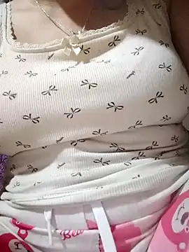 asaka-cute online show from October 21, 2025, 9:54 am