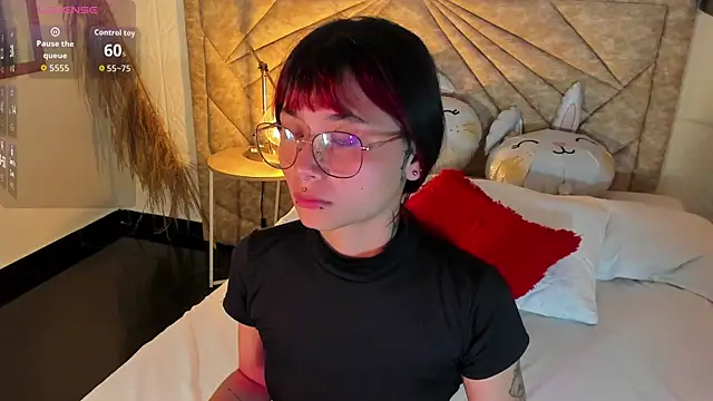 Emma duff online show from April 10, 2026, 12:32 pm