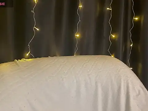 Veksal1a online show from November 13, 2025, 9:25 pm