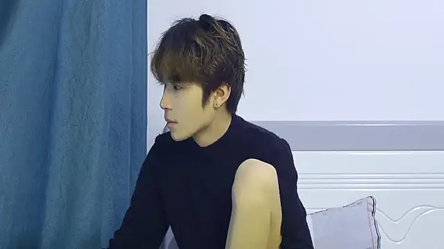 Stuffy-111 online show from April 8, 2026, 4:18 pm