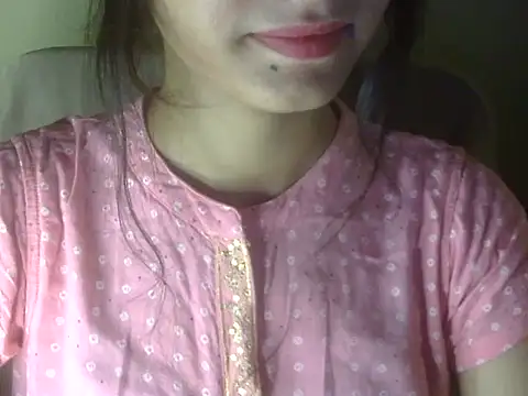 Snapshot of Shezi_N chatting on May 31, 2026, 6:31 pm Shezi N online show from May 31, 2026, 6:31 pm
