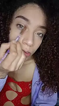 Snapshot of Luna-Vixen1 chatting on December 4, 2025, 11:19 am Luna-Vixen1 online show from December 4, 2025, 11:19 am