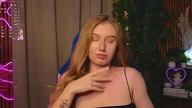 PriscillaPowell online show from December 20, 2025, 9:44 pm