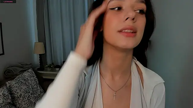 DemetraSadahiro online show from November 1, 2025, 9:33 am