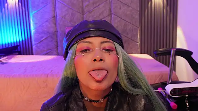 Rynka  online show from April 8, 2026, 4:12 am