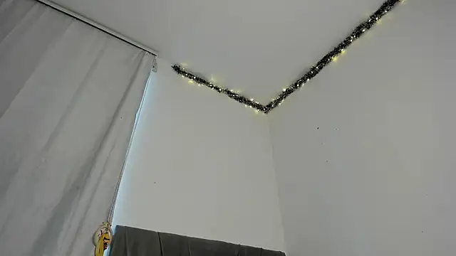 Snapshot of Madison_Grey_ chatting on July 28, 2026, 3:21 pm Madison Grey online show from July 28, 2026, 3:21 pm