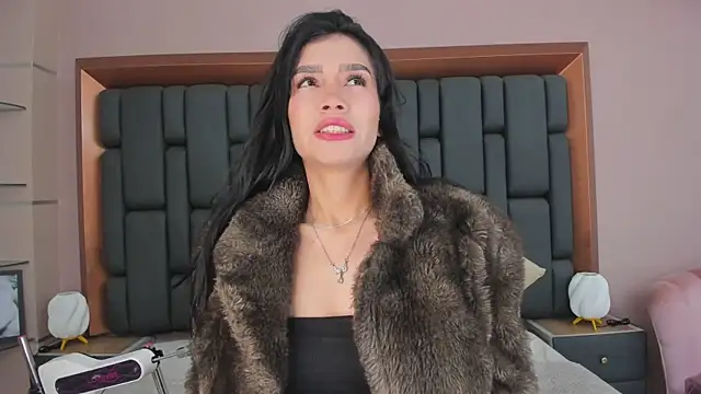 TanyaBello online show from November 5, 2025, 1:22 pm