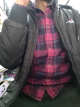 Snapshot of princejmp1973 chatting on December 16, 2025, 9:14 am princejmp1973 online show from December 16, 2025, 9:14 am