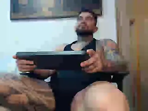 stefanodangelo online show from November 18, 2025, 2:17 am