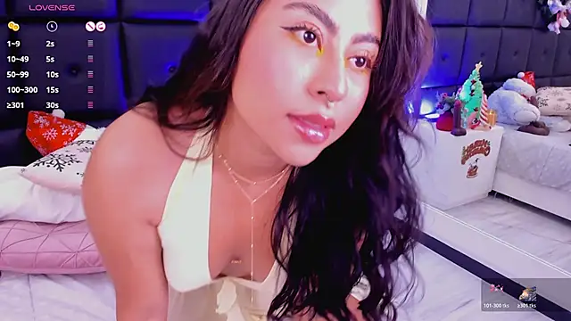 TamaraLeen online show from December 16, 2025, 10:48 pm