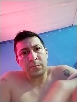 Snapshot of fermariana chatting on December 18, 2025, 1:17 pm fermariana online show from December 18, 2025, 1:17 pm