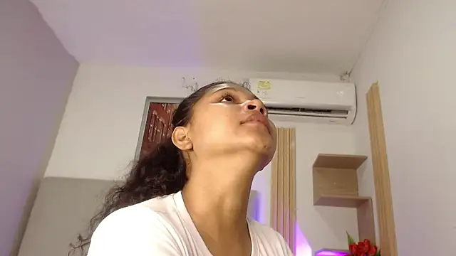 miel alisha online show from February 24, 2026, 12:03 pm