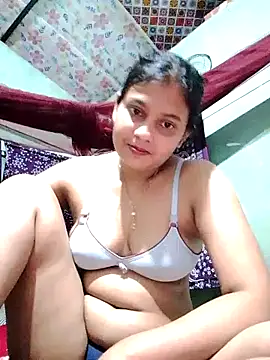 sexylive1100 online show from November 3, 2025, 5:58 pm