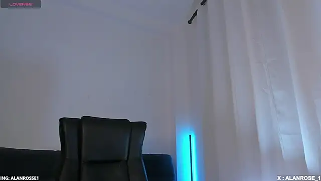 Snapshot of AlanRose01 chatting on October 25, 2025, 3:14 am AlanRose01 online show from October 25, 2025, 3:14 am