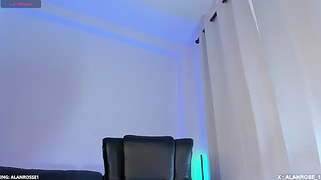 Snapshot of AlanRose01 chatting on October 26, 2025, 4:24 pm AlanRose01 online show from October 26, 2025, 4:24 pm