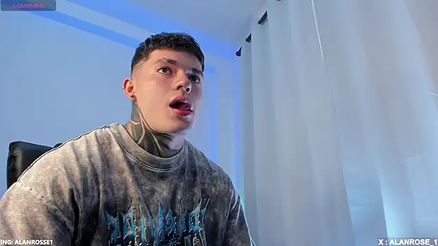 Snapshot of AlanRose01 chatting on October 31, 2025, 7:26 pm AlanRose01 online show from October 31, 2025, 7:26 pm