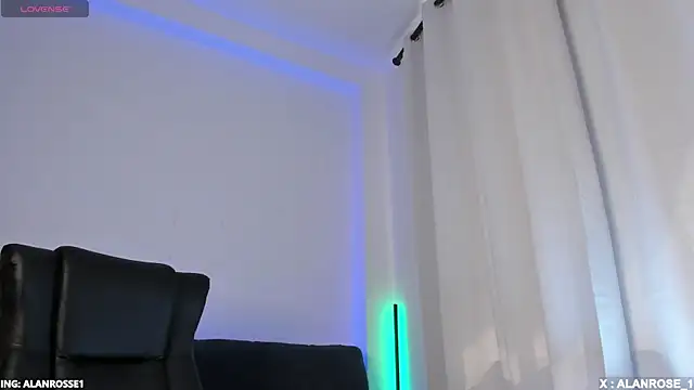 Snapshot of AlanRose01 chatting on November 2, 2025, 2:30 pm AlanRose01 online show from November 2, 2025, 2:30 pm