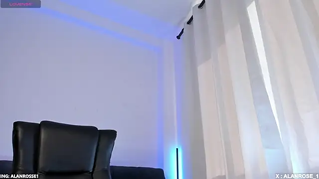 Snapshot of AlanRose01 chatting on November 5, 2025, 1:00 pm AlanRose01 online show from November 5, 2025, 1:00 pm