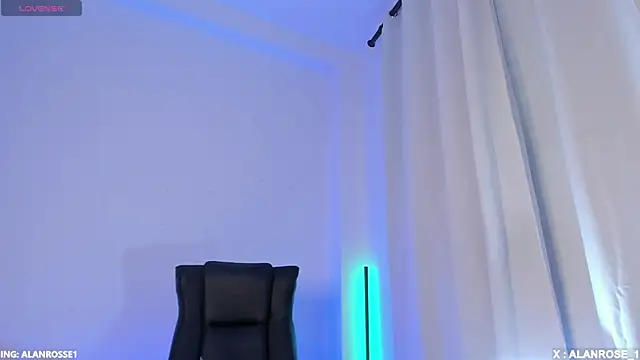 Snapshot of AlanRose01 chatting on November 8, 2025, 9:46 pm AlanRose01 online show from November 8, 2025, 9:46 pm