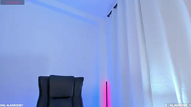 Snapshot of AlanRose01 chatting on November 9, 2025, 2:48 pm AlanRose01 online show from November 9, 2025, 2:48 pm