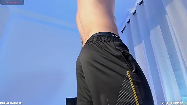 Snapshot of AlanRose01 chatting on December 3, 2025, 1:09 pm AlanRose01 online show from December 3, 2025, 1:09 pm