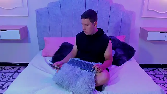 noah chapman online show from October 17, 2025, 12:19 pm